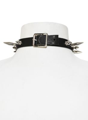 Heartagram spiknit choker