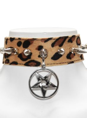 Vixen leo pentagram choker