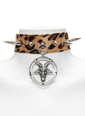 The beast leo choker